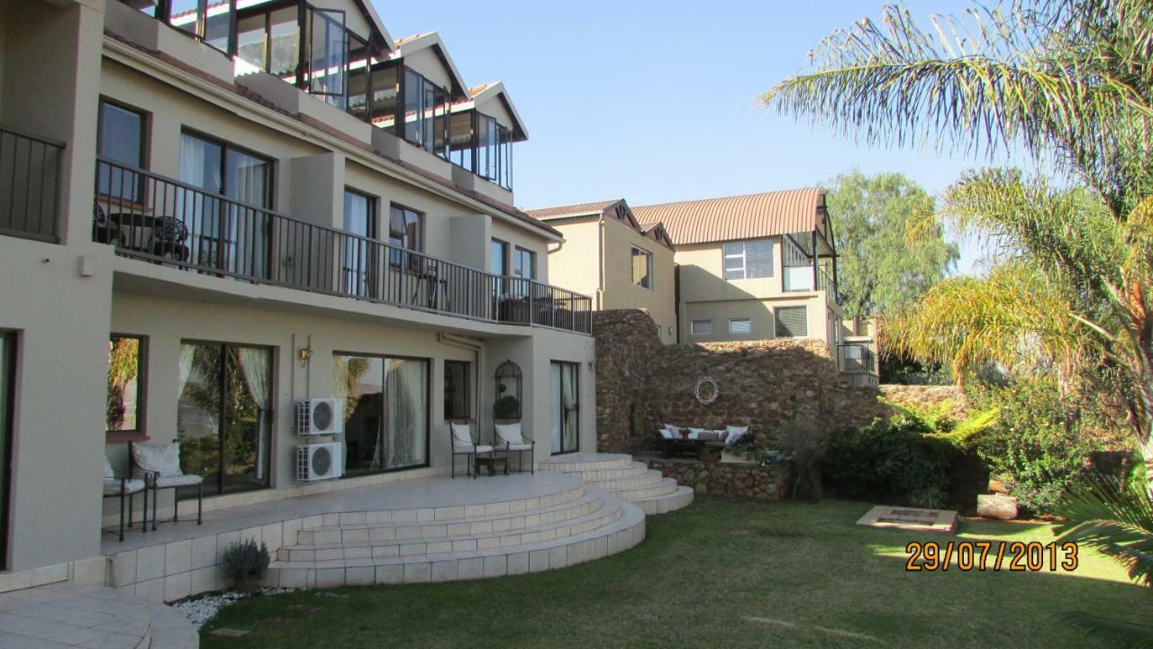 La Dolce Vita Guest House Hartbeespoort Exteriör bild